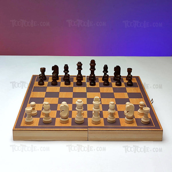 wooden-handy-foldable-chess-board-with-wooden-pieces-blue-brown